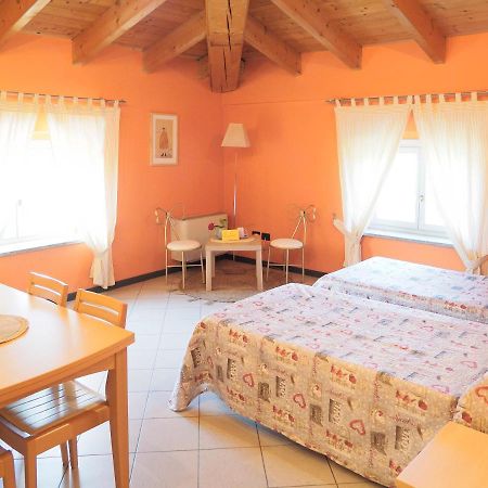 Mini-Appartamenti, Camere Lanterna Blu Mombello Monferrato Buitenkant foto