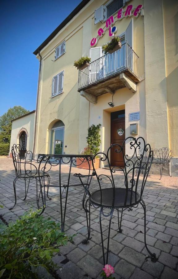 Mini-Appartamenti, Camere Lanterna Blu Mombello Monferrato Buitenkant foto