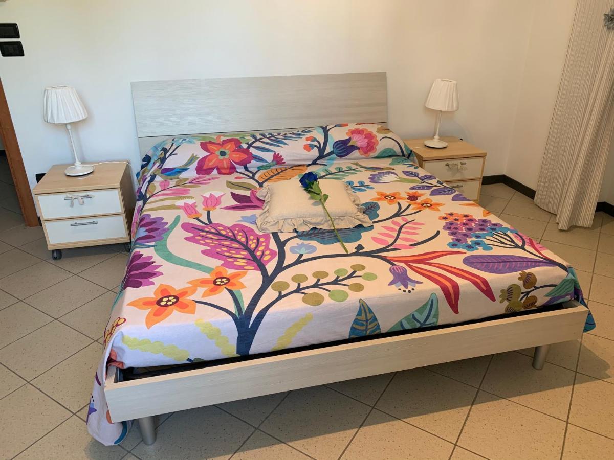 Mini-Appartamenti, Camere Lanterna Blu Mombello Monferrato Buitenkant foto
