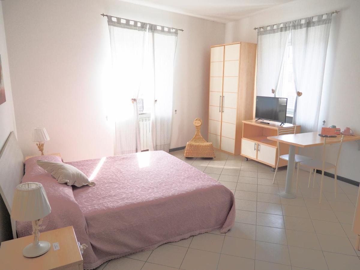 Mini-Appartamenti, Camere Lanterna Blu Mombello Monferrato Buitenkant foto